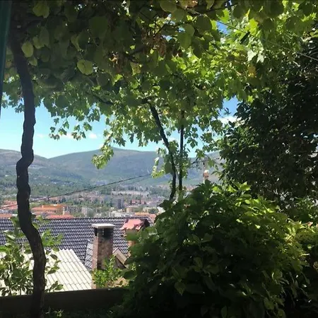 Red Star Apartman