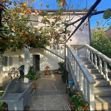 Apartman Red Star *